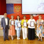 Алексей Зеленин поздравил преподавателей Кузбасского медколледжа