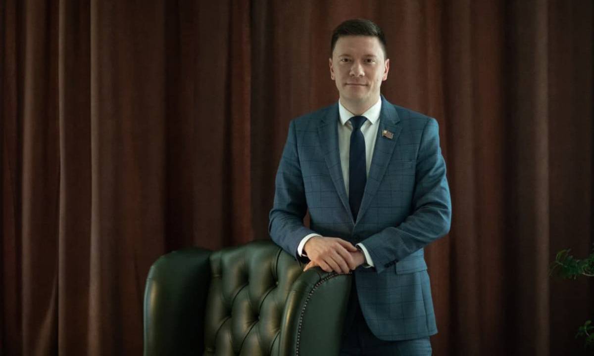 Что делать, если подвал или подъезд жилого дома подтапливают талые воды? Разъясняет Александр Козлов