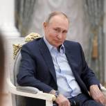 Владимир Путин поддержал предложение «Единой России» об участии волонтеров в политике