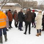 Воскресенские партийцы провели встречу с жителями микрорайона Цемгигант