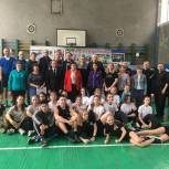 Благодаря инициативе единороссов, учителей физкультуры Тарского района познакомили с новым направлением спорта
