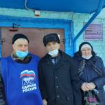 Депутаты-волонтеры Чаплыгинского района возят местных жителей на вакцинацию от коронавируса