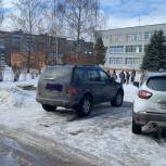 Жители Центрального округа обратились в партию с вопросом организации парковочного пространства