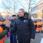 Андрей Иванов поздравил сотрудниц сферы ЖКХ и благоустройства с наступающим 8 марта
