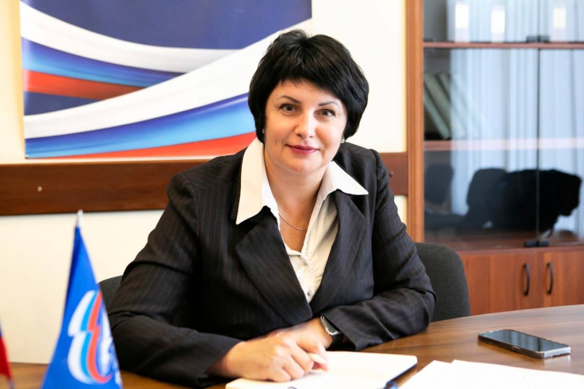 Татьяна Лобач взяла на контроль вопрос о строительстве спортивной площадки в Тыловом