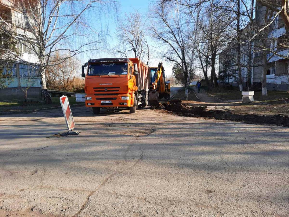 Погода в михайловке нижнегорский. Михайловка Нижнегорский район Черфаса. Село Михайловка Нижнегорский район Крым. Михайловка Крым Нижнегорский. Проспект им Черфаса Михайловка.