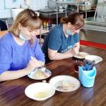 Шумихинские активисты проверили качество горячего питания школьников