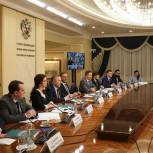 Кристина Кулешова приняла участие в обсуждении актуальных вопросов на встрече с членами Палаты молодых законодателей при Совете Федерации