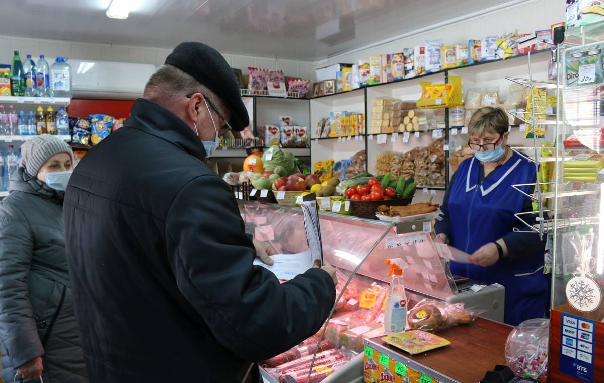 Серебряно-Прудские партийцы провели мониторинг продуктовых магазинов