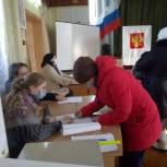 Жители Лэзыма, Якши и Кожмудора продолжают голосовать