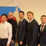 Самарские единороссы помогут молодым крымским депутатам получить новые знания