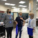 Королёвские единороссы вручили благодарственные письма за помощь в борьбе с Covid-19 предпринимателям округа