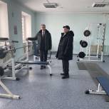 Единороссы помогли обновить спорткомплекс в Тюменском районе