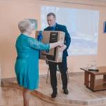 Депутат-единоросс сделал подарки участникам творческой встречи в библиотеке Орехово-Зуева