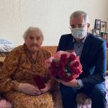 Губернатор поздравил с 103-летием жительницу Пензы Дарью Андреевну Мельниченко