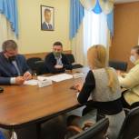 В мурманской приемной обсудили вопросы благоустройства областного центра