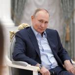 Владимир Путин поддержал предложение «Единой России» об участии волонтеров в политике