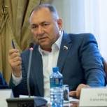 Депутат Госдумы поздравил женщин с 8 марта