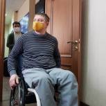 Анатолий Литовченко поможет инвалиду-колясочнику получить безопасный доступ к жилью