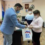Единоросс оплатил расходы на лечение ребенка, пострадавшего при пожаре в Югре