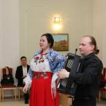 В преддверии 8 Марта единороссы поздравили женщин - руководителей региональных общественных организаций