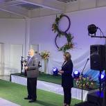 Николай Островский поздравил с Международным женским днем сотрудников учреждений cоциальной сферы Волжского района