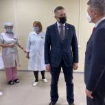 Александр Щербаков оценил состояние новой амбулатории в селе Барабаш