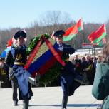 Борис Грызлов и актив «Молодой Гвардии Единой России» почтили память жертв Хатынской трагедии