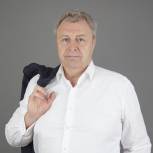 Поздравление с 8 Марта депутата ГосДумы Виталия Бахметьева
