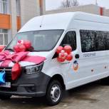 Социальные и культурные учреждения в Ровеньском районе Белгородской области получили автомобили