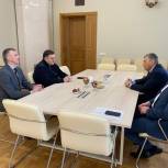 Сергей Перминов обсудил партийную работу в Выборгском районе