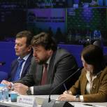 «Единая Россия» обратится в Минпромторг с предложением развивать производство сельхозтехники в России