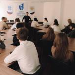Волонтеры  Металлургического района принимают участие в сборе гуманитарного груза для жителей Донбасса