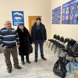 Неравнодушные жители Аши приносят гуманитарную помощь для жителей Донбасса