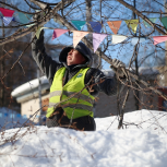 Территория детства: в дошкольных учреждениях Ижевска продолжается санитарная обрезка деревьев