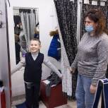 «Единая Россия» в Нижегородской области обеспечила школьной формой детей из Донбасса