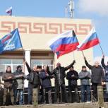 18 марта Дмитрий Белик вместе с Андреем Турчаком и Денисом Пушилиным привезли гуманитарную помощь в освобожденную Волноваху.