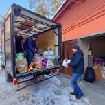 Партийцы и жители Снежинска передали  гуманитарную помощь для жителей Донбасса