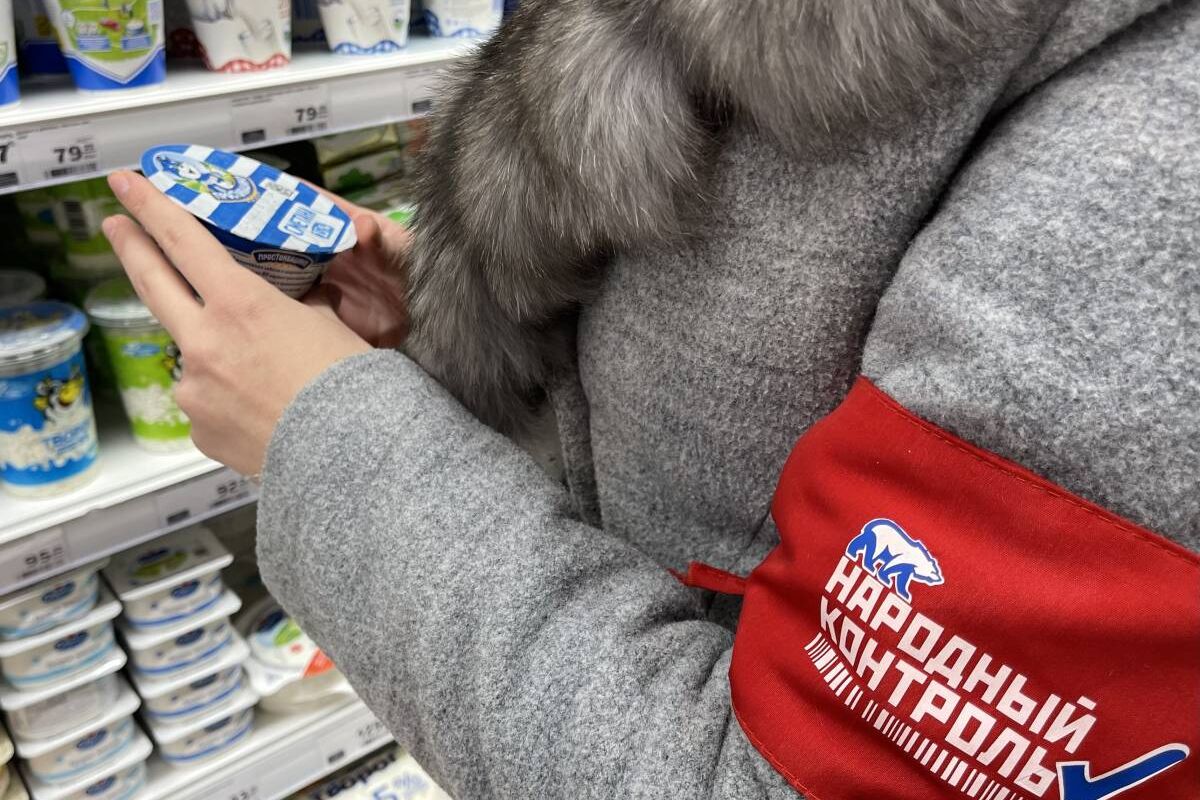 Народные контролеры оценили запасы продуктов в магазинах Губкинского