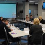 Эксперты обсудили меры по защите материнства, детства и поддержке семьи в Свердловской области