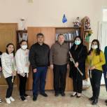 Кетченеровские депутаты поздравили с Международным женским днем
