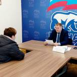 Депутат облдумы поможет сельским школам и спортсекциям Рославльского района