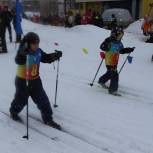 В Коле «Единая Россия» организовала соревнования по лыжным гонкам для дошкольников