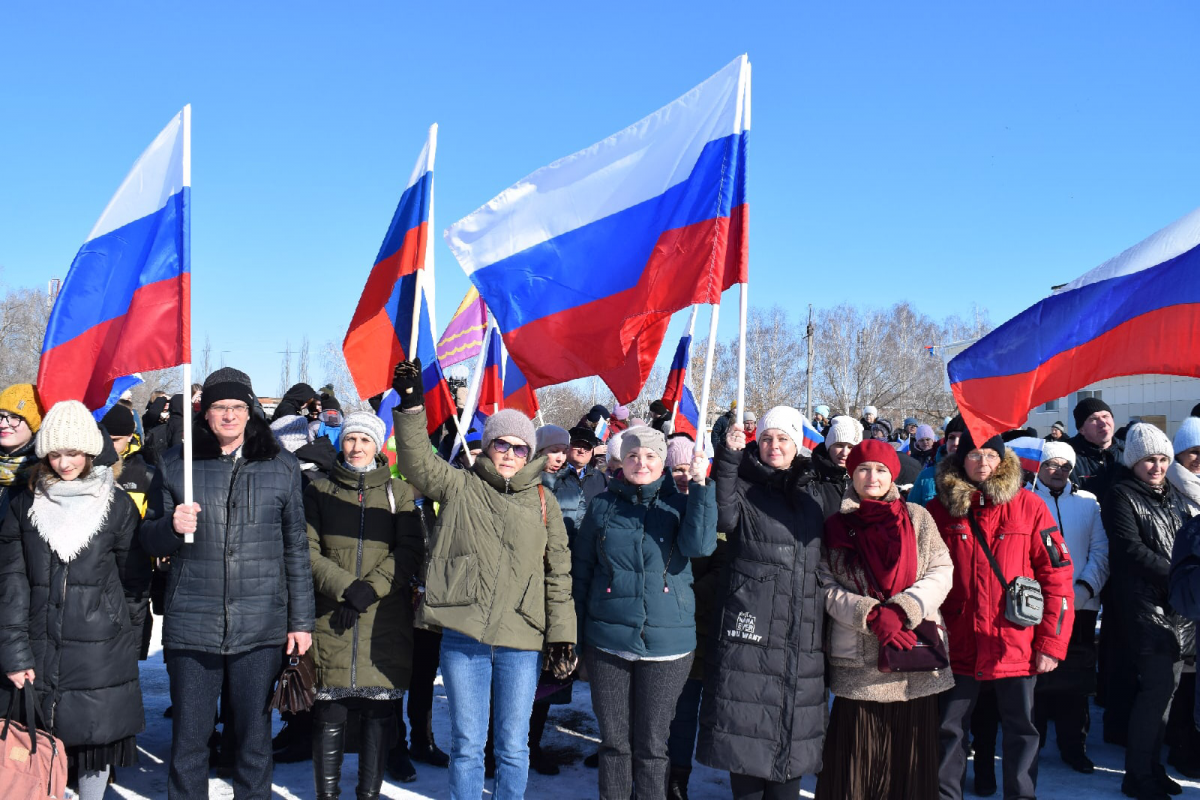 Митинг 18 март. Митинг в поддержку спецоперации. Митинг концерт в поддержку спецоперации.