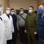 Андрей Турчак посетил освобожденный поселок городского типа Мирное в Тельмановском районе ДНР