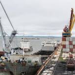 Свыше 27,5 млрд рублей на строительство терминала морского порта Певек на мысе Наглейнын выделит Правительство РФ