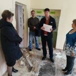 Партийный десант оценил ход капитального ремонта Кохомской коррекционной школы в Ивановской области