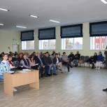 Единороссы заслушали отчет о работе администрации Янтарного городского округа