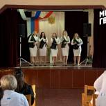 «Молодая Гвардия» организовала поздравительный концерт для женщин-медиков