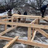 Волонтеры, сторонники «Единой России» помогают городу в подготовке к Алексеевской ярмарке